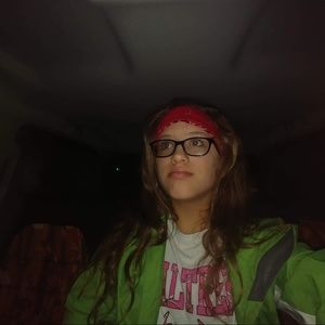 Meet your Posher, Ava